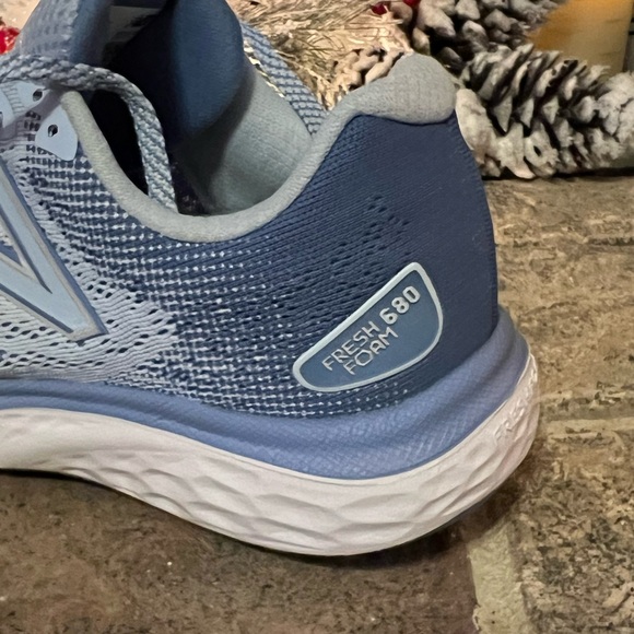 Women’s New Balance Sneakers - Picture 4 of 9